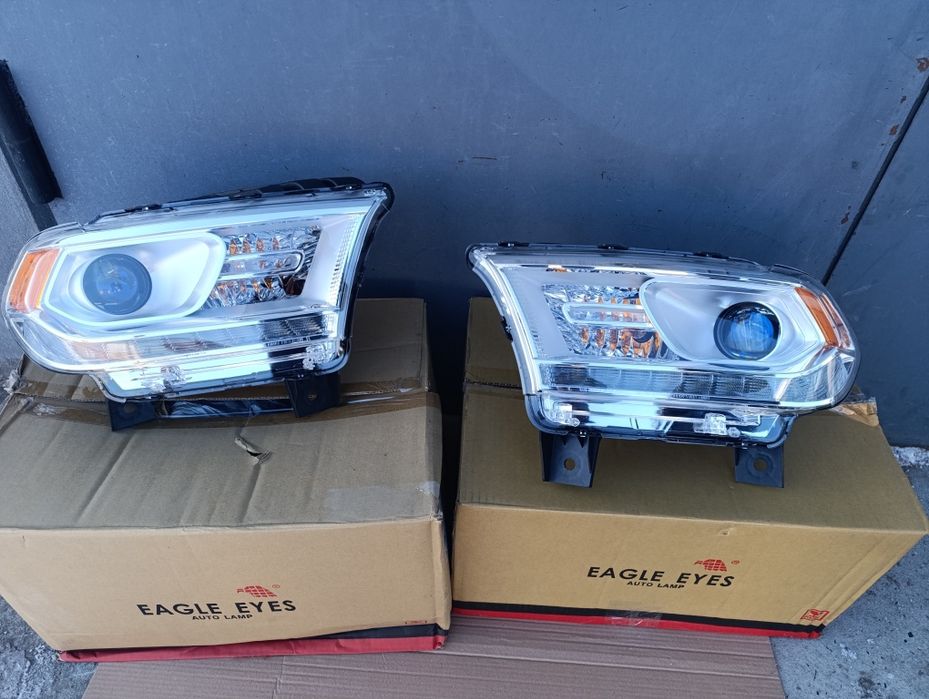 Фара  Dodge Durango 2014-20 додж дюранго Led 68184823AA,68184822AA