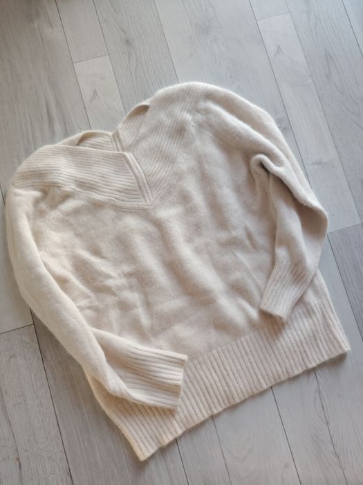 Christian Berg sweter angora