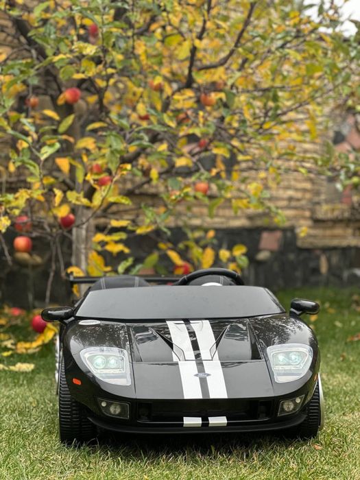 Дитячий автомобіль Ford GT 24V – електромобіль для дитини Дитяче авто