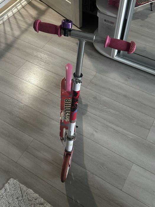 Самокат дитячий / підлітковий від 5-ти років.