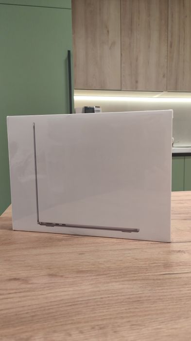 Новий в плівці MacBook air 13.6 m2 512GB.макбук з Америки.Запакований.