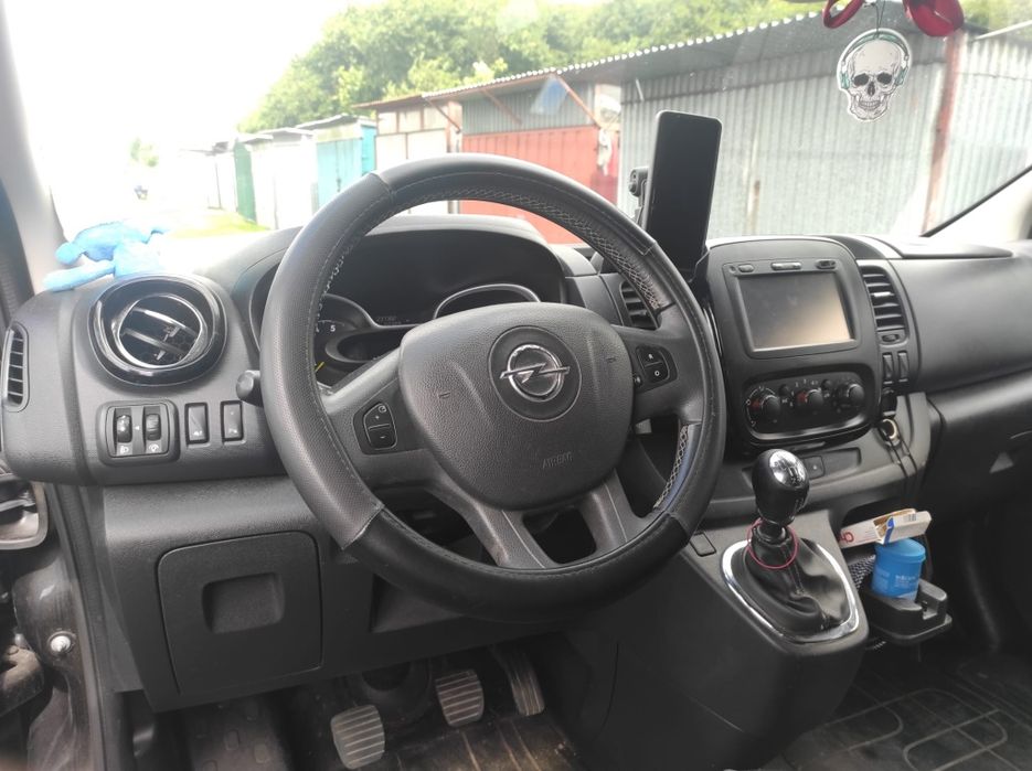 Opel Vivaro 2016 1.6 CDTI 125Km 5 osób 237tys.km