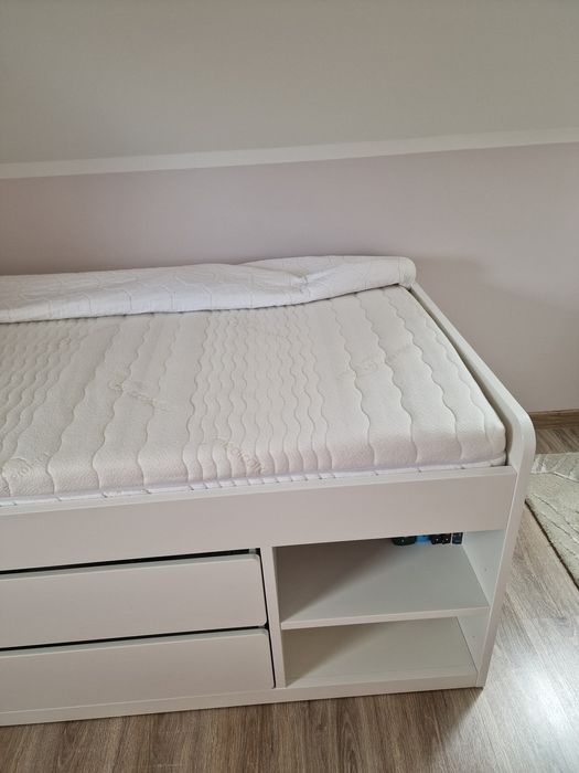 Łóżko Ikea z szufladami , super stan