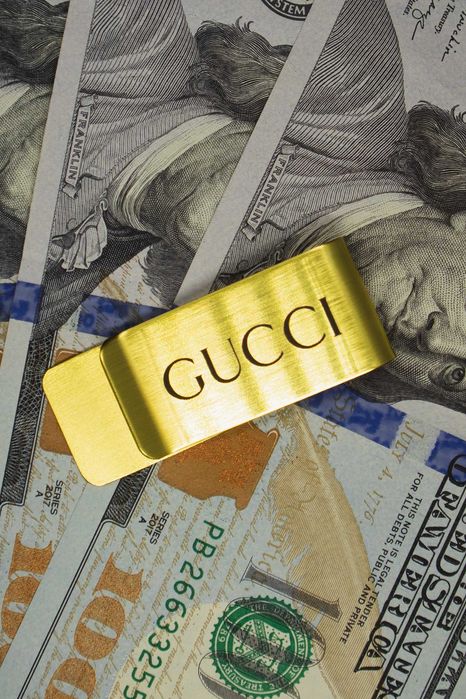 Зажим для грошей