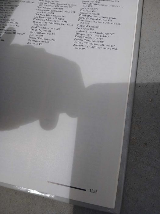 Enciclopédia Visual e Temática Larousse