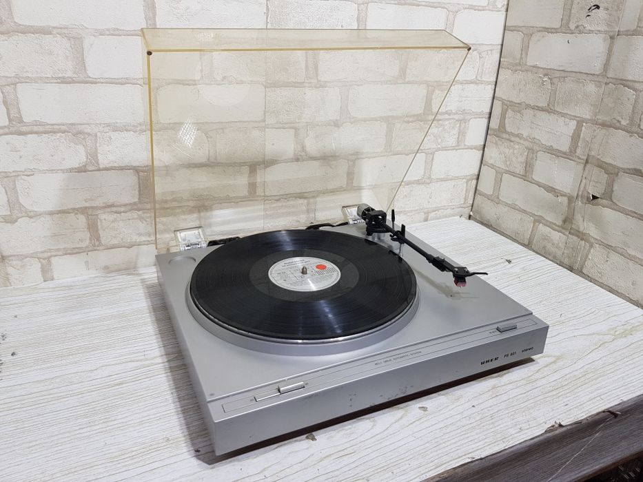 Віниловий програвач UHER PS 921, 33/44 об/хв, б/у з Німеччини