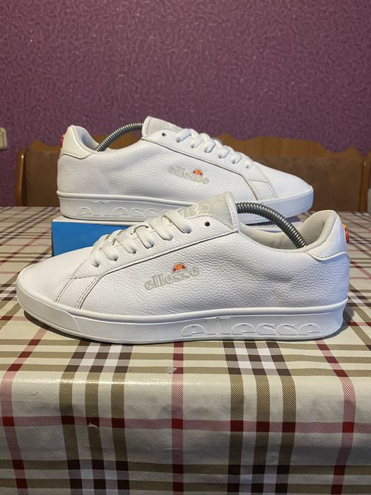Орегінальні кросівки  ellesse унісекс