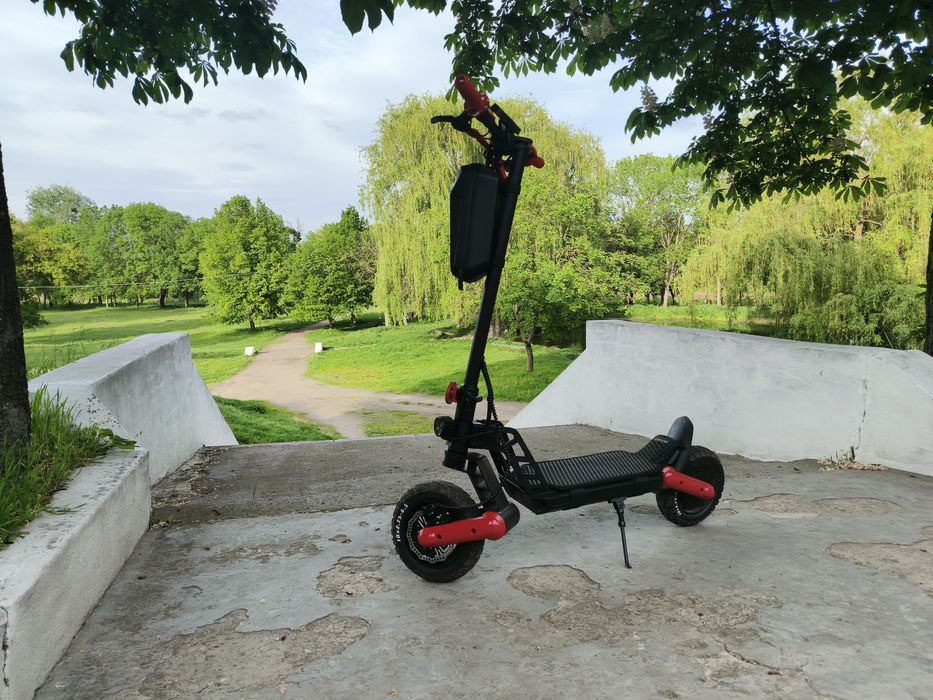 Електросамокат kugoo g2