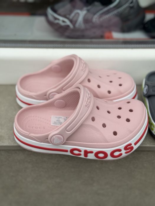 Дитячі крокси рожеві сірі Crocs bayaband kids