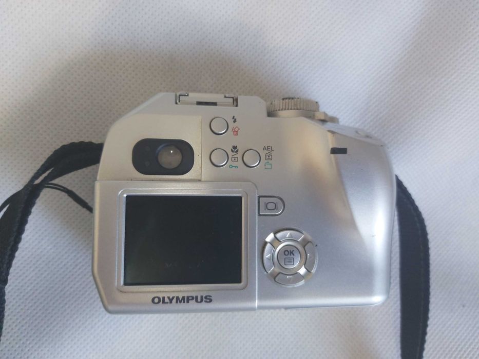 Olympus C-5000 Zoom