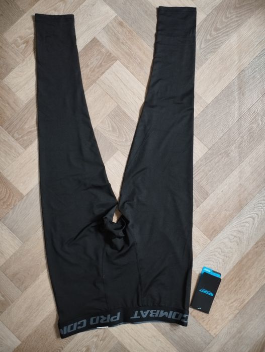 Компрессионные леггинсы Combat pro