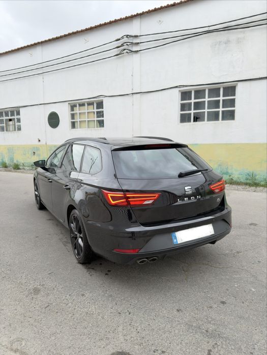 Seat Leon ST FR DSG Black Matt Edition