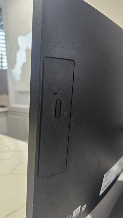 Lenovo Ideacentre 520 24 całe Aio All in One 1TB Ryzen5 8GB Ram