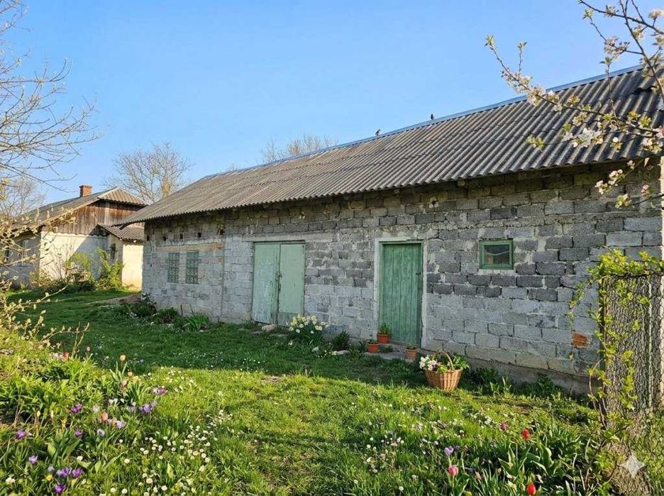 Недорого продається будинок\дача неподалік м.Стрий...