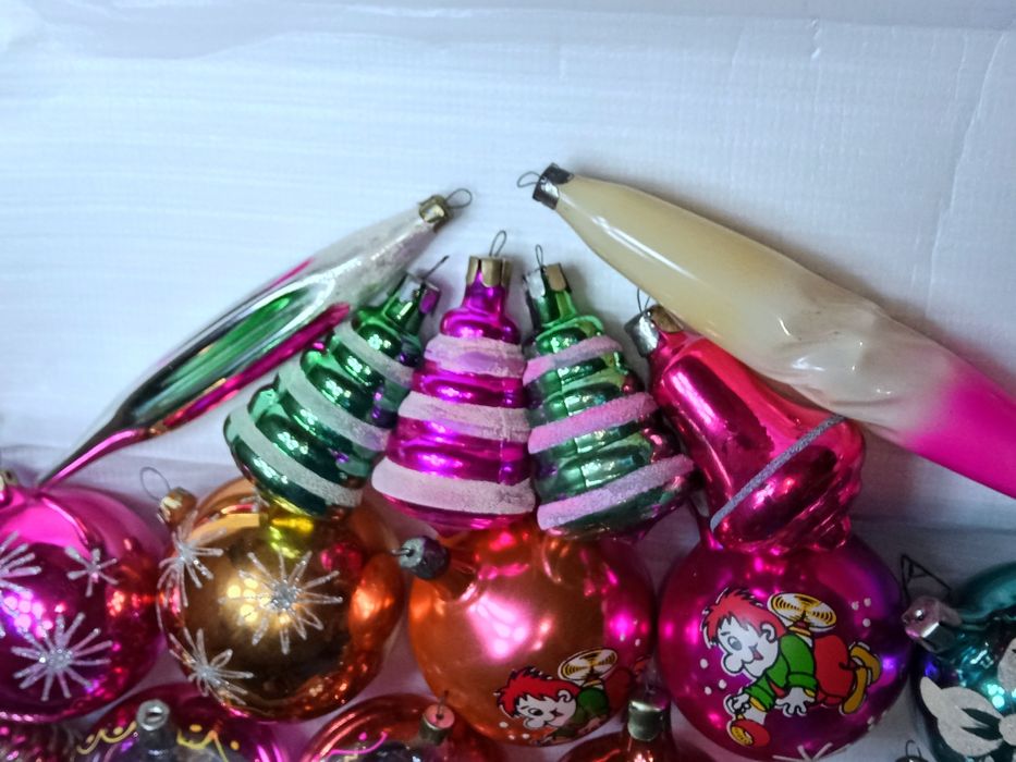 Набір радянських новорічних іграшок