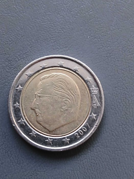 Moeda com defeitos