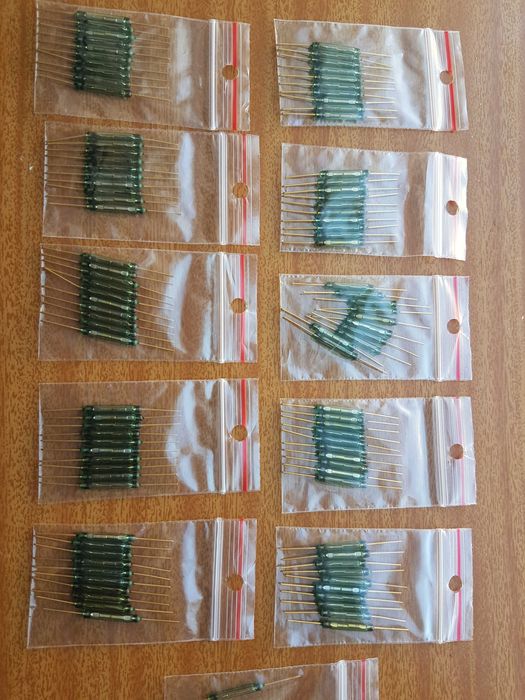 РЕТРО   комплект магнитных кнопок с герконами для  компьютера  РК-86