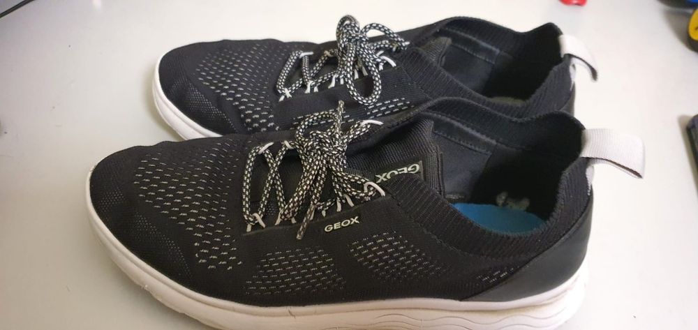 Sapatos da geox.
