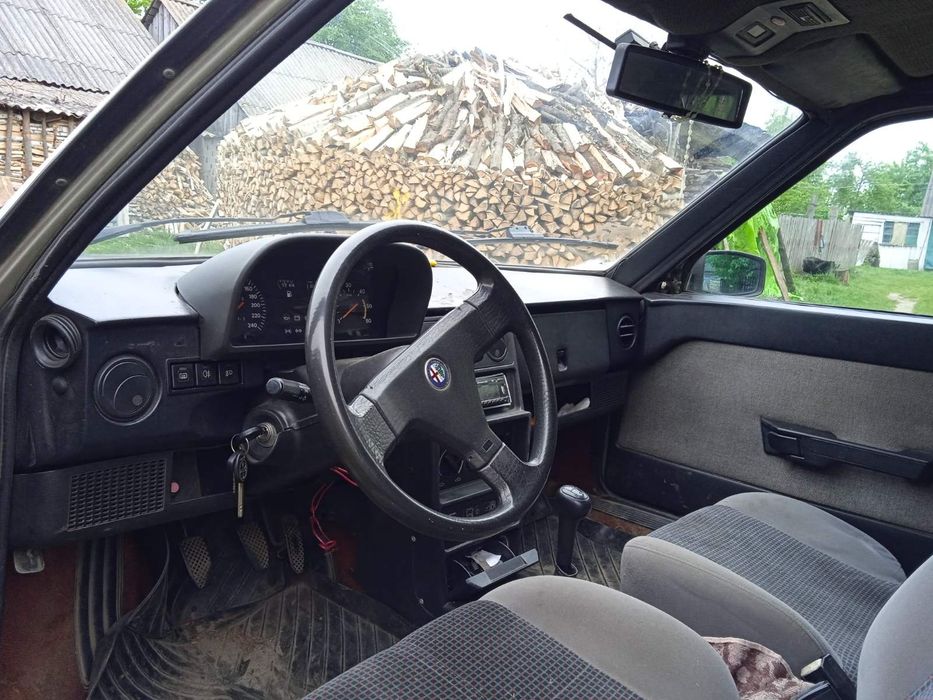 Альфа Ромео Волинська область