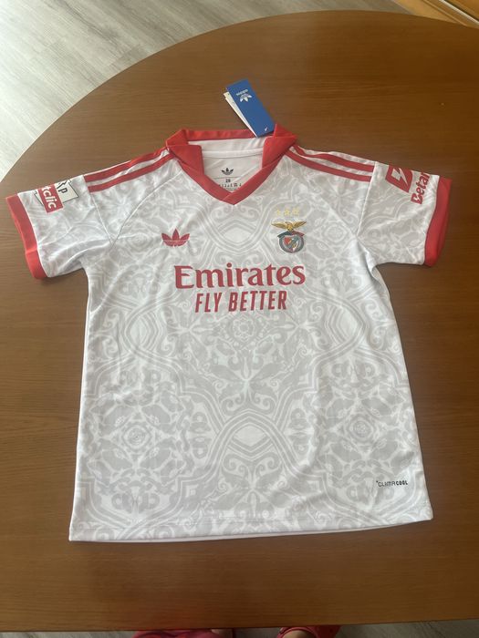 Camisola alternativa Benfica 26/27 Adidas- tamanho 28 11-12