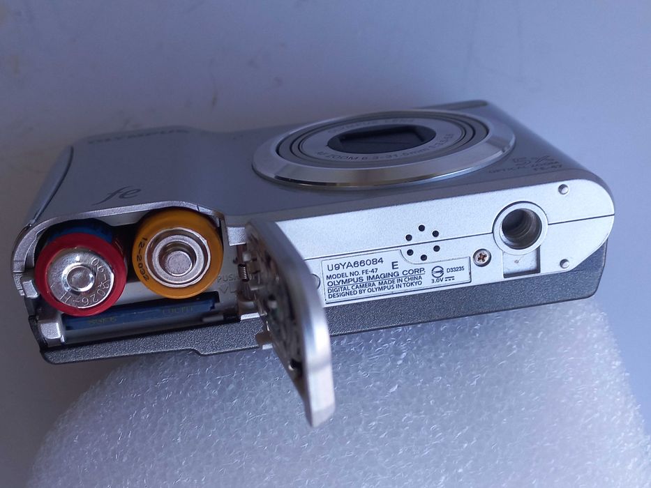 Фотоапарат цифровий Olympus FE-47 автофокус Zoom 5x F=6,3-31,5мм макро