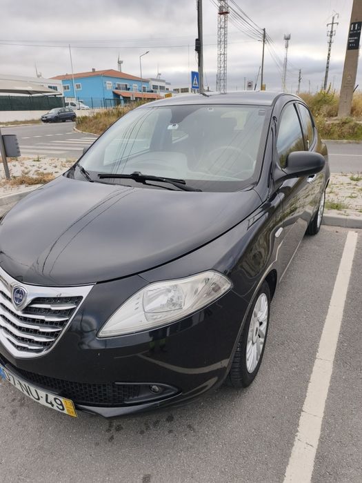 Lancia Ypsilon 2013 1.3 MultiJet Diesel —