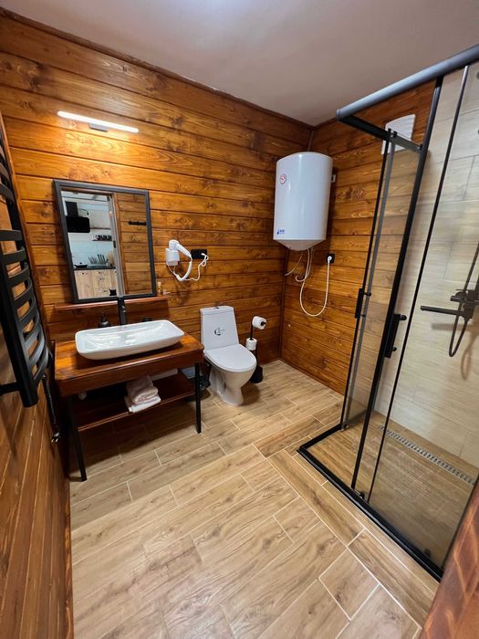 Продається два котеджі, готовий бізнеc, Яремче, 310 000 €