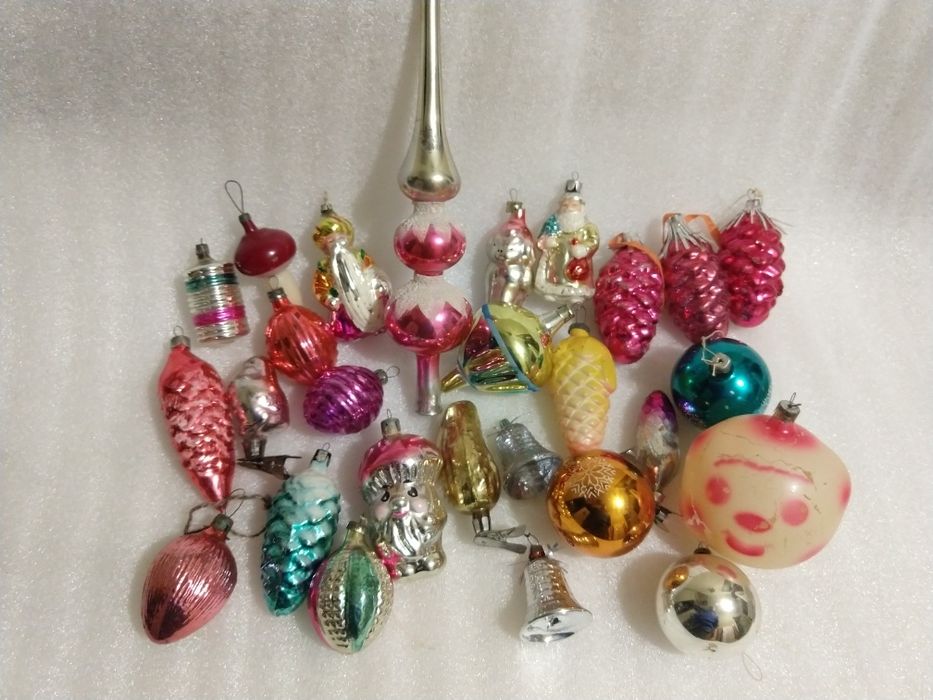Ялинкові іграшки 60х