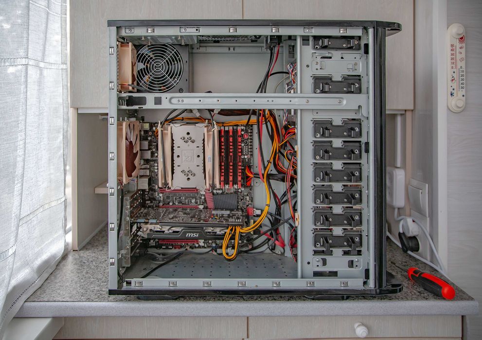 ПК компьютер м.плата-X58, i7-980X, RAM-24Gb, SSD-120Gb, GTX 660 Ti