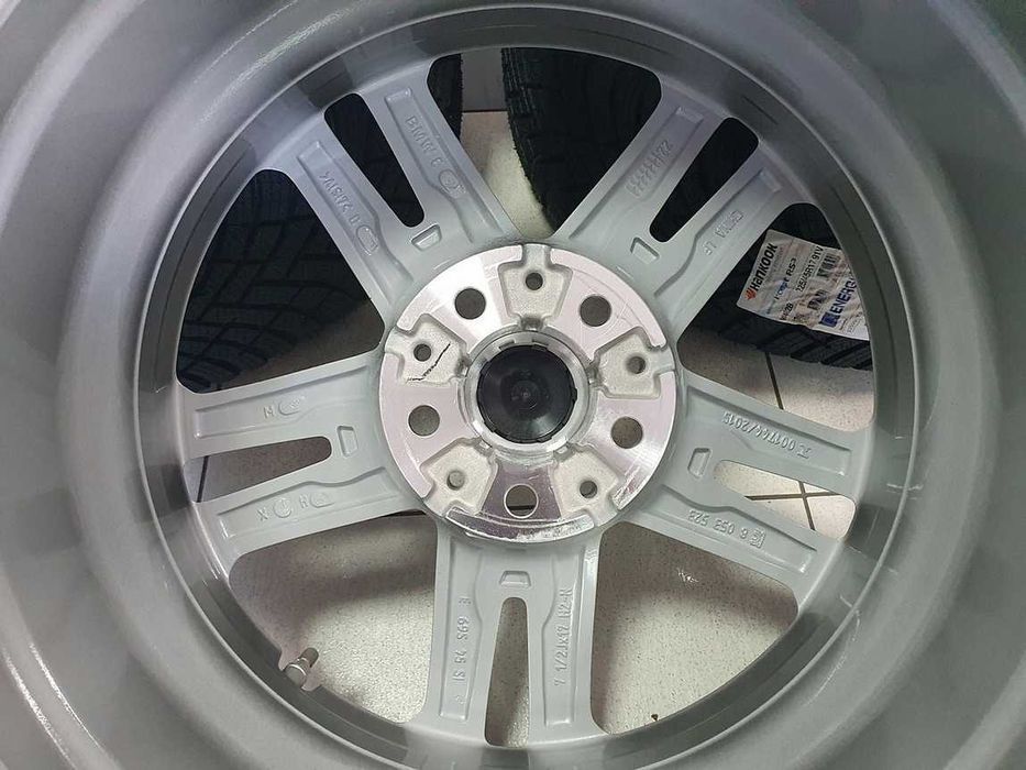 17" Koła - BMW 1 F40 wz. 550M Zima NOWE!