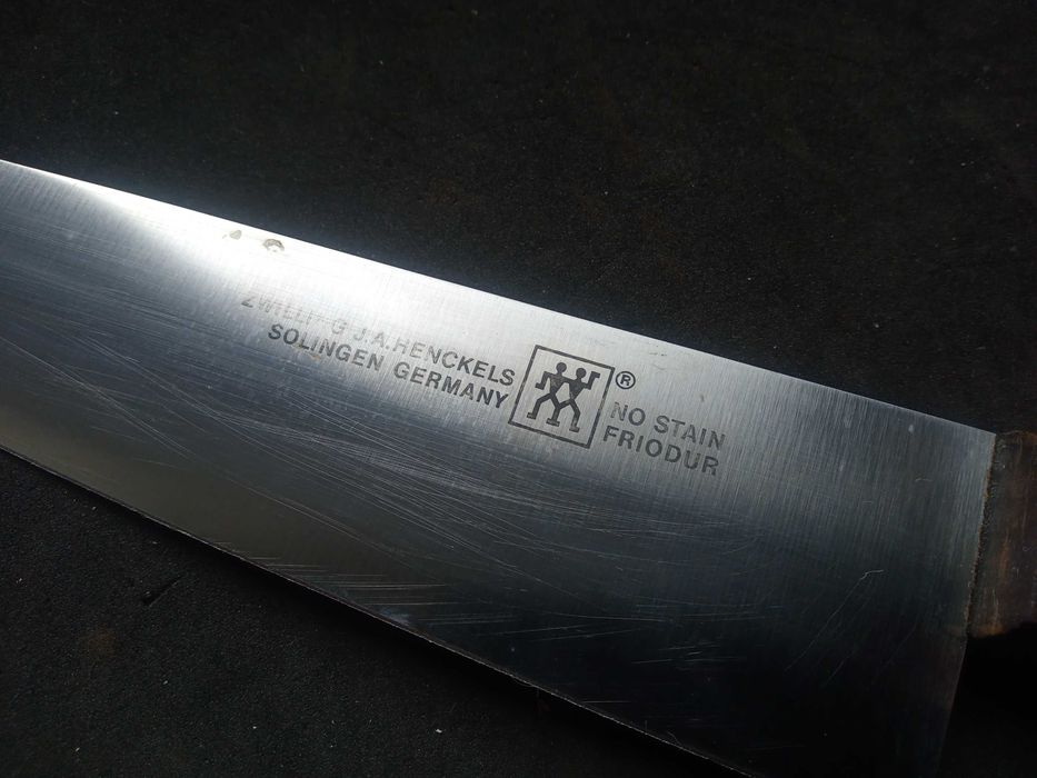 Nóż Zwilling J.A. Henckels gyuto