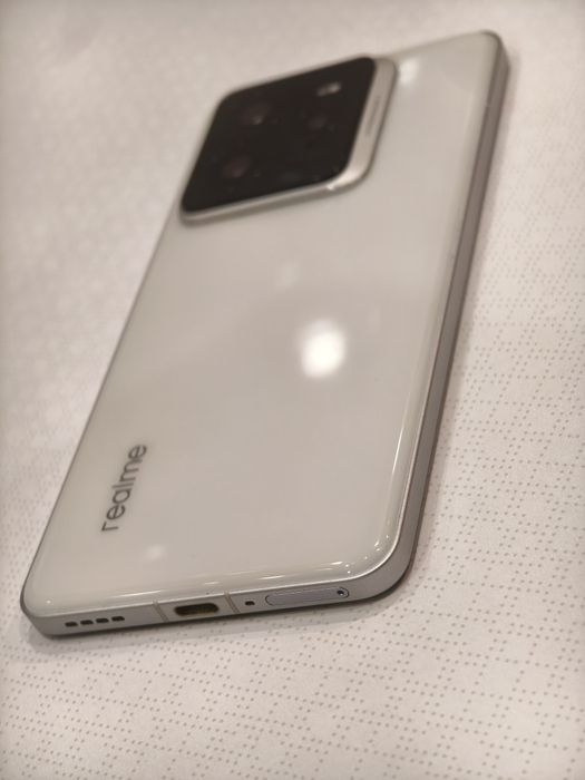 realme x50 pro - купити мобільні телефони та смартфони - Ціна на