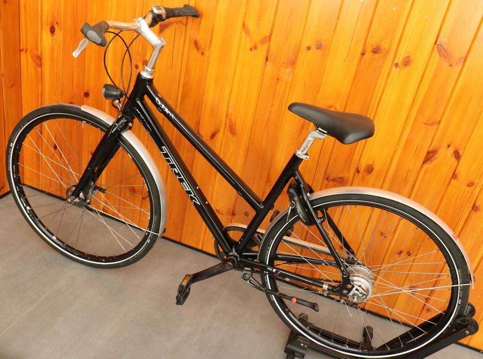 Rower damski Trek Dublin. D 53 Na pasku