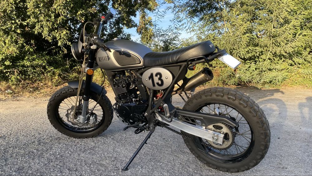 Bullit Hero 125