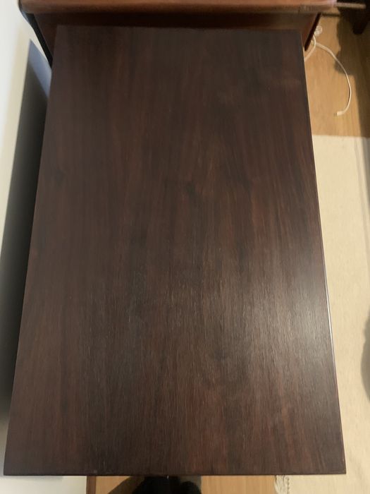 Móvel tipo camiseiro