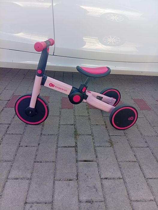 Rowerek biegowy z pedałami Kinderkraft