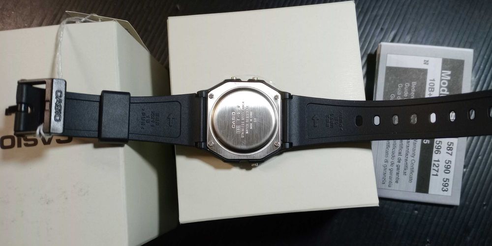 Casio F91W relógio original retro