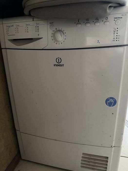 Сушильна машина Indesit на запчастини