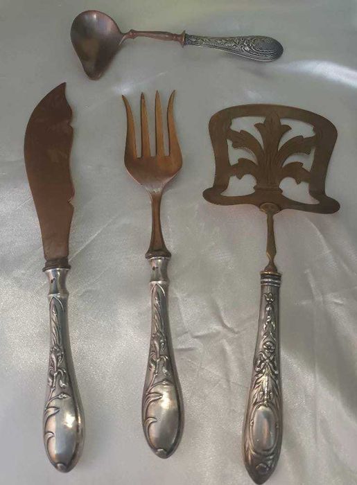 Trem de serviço carne ou peixe