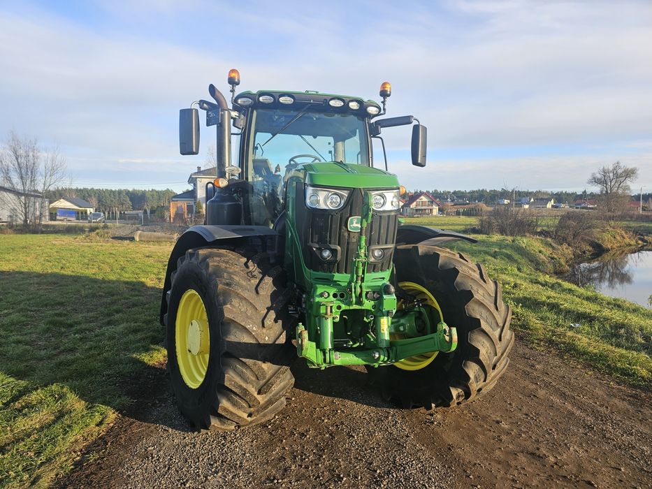 John Deere 6175R, 6195R, 6215R