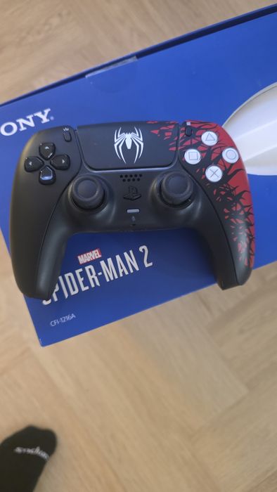 Konsola PlayStation 5 Limited Edition Marvel’s Spider-Man 2 | Komplet