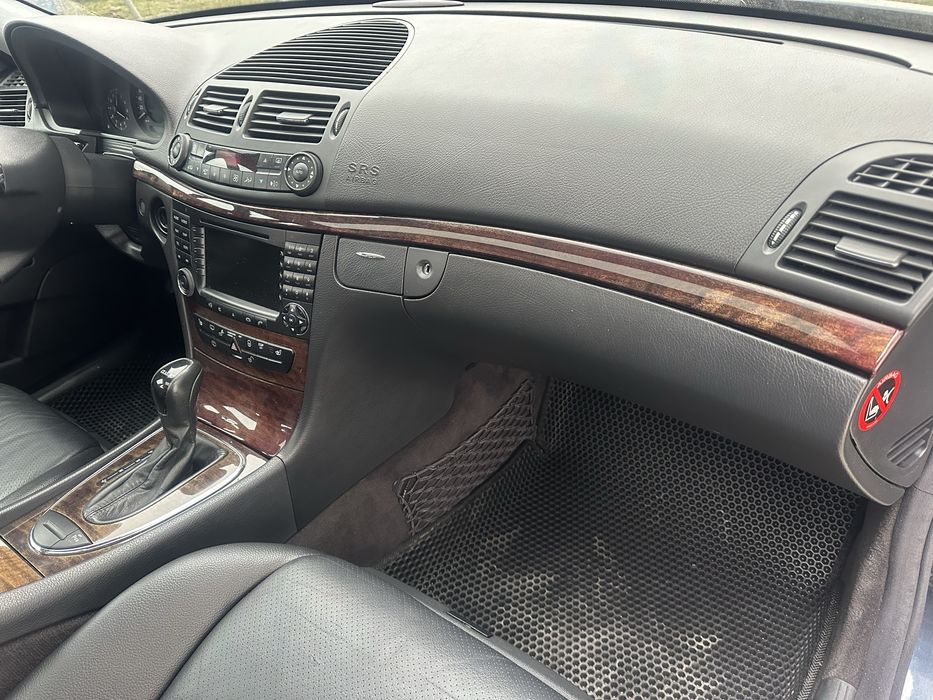 Продам Мерседес w211