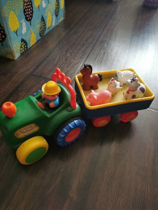 Трактор детский игрушечный (на русском)