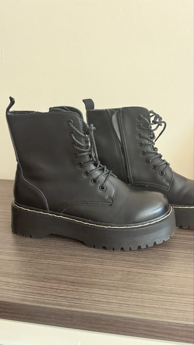 Botas Plataforma Pretas Estilo Combat/Chunky508699883204792321