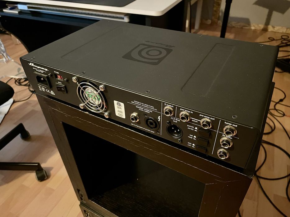 Ampeg PF-800 - amplificador de baixo