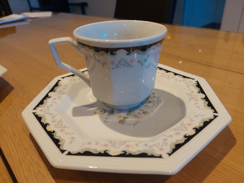 Original Chinese Dinnerware Set - Liling438045141610670080