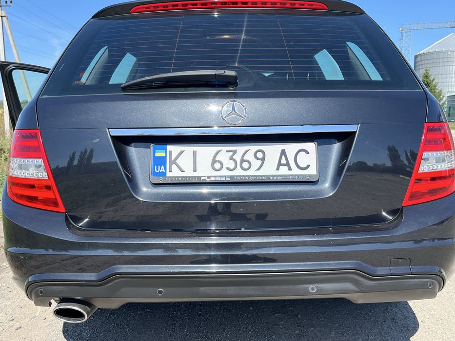 Mercedes Benz C200