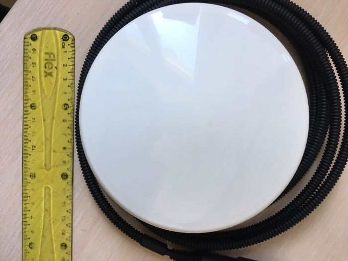 GPS антена для системи паралельного водіння, курсовказівника