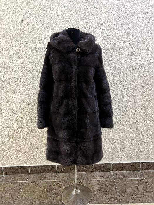 Норкова шуба 42-44 розмір в ідеальному стані.