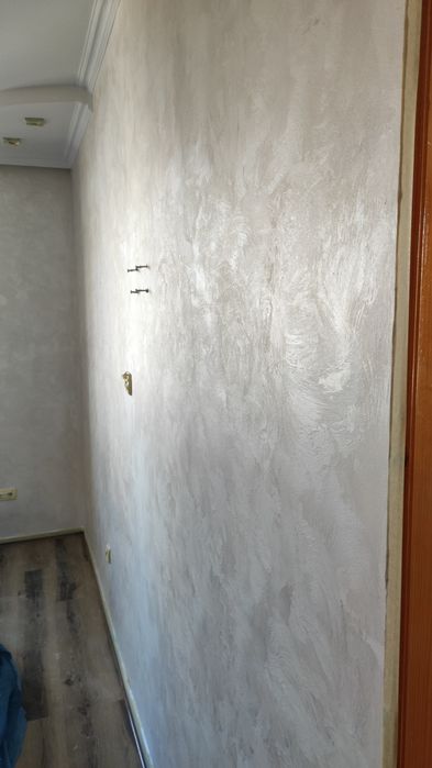 Декоративна штукатурка. Декоративне оздоблення стін і стелі.